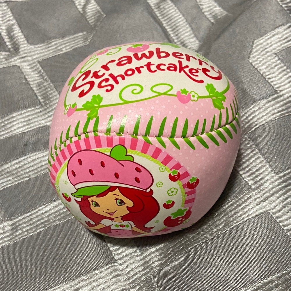 Strawberry Shortcake Pink Soft Toy Ball mordern